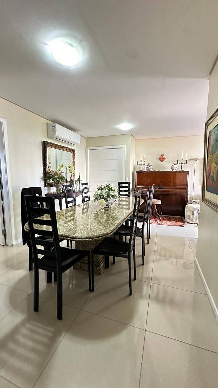Apartamento à venda com 4 quartos, 140m² - Foto 3
