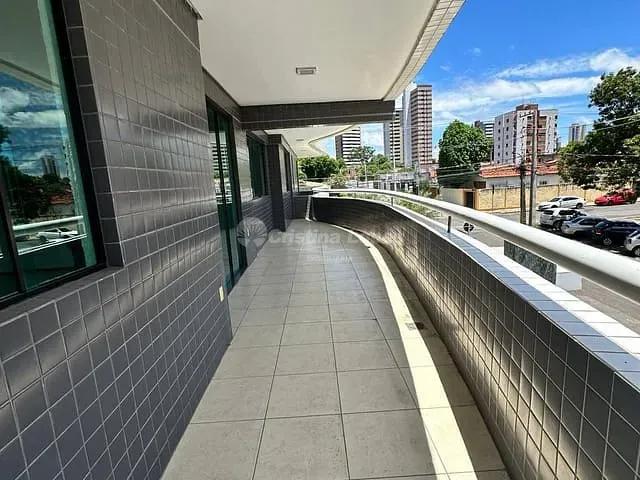Apartamento 4 quartos e 4 banheiros, à venda, no bairro Jóquei em Teresina