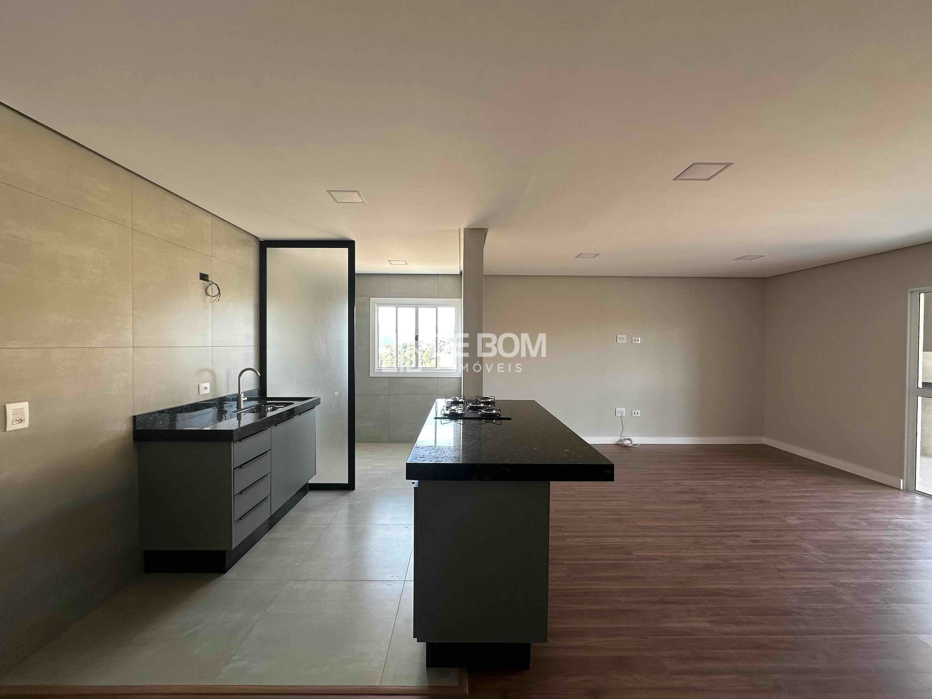 Apartamento para alugar com 3 quartos, 120m² - Foto 15