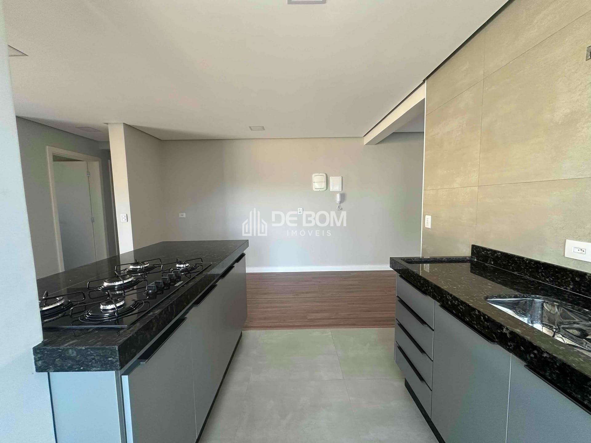 Apartamento para alugar com 3 quartos, 120m² - Foto 17