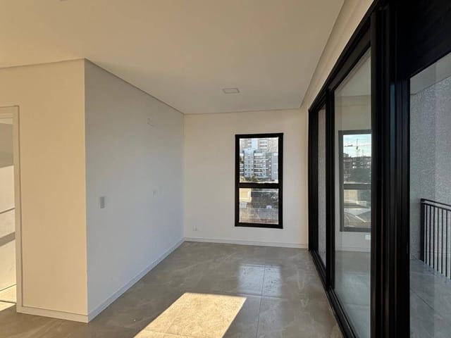 Apartamento com 89m² 3 quartos e 2 banheiros, para alugar, no bairro São Pedro em São José dos Pinhais