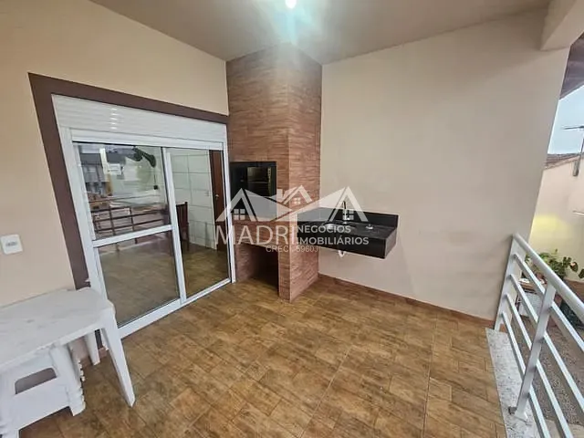 Apartamento 2 quartos e 1 banheiro, para alugar, no bairro Praia do Sonho em Palhoça