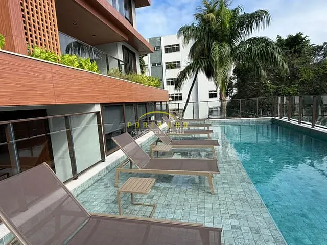 Apartamento 1 quarto e 1 banheiro, à venda, no bairro Ondina em Salvador