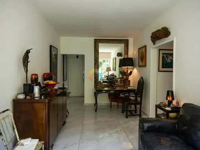 Apartamento com 96m² 2 quartos e 1 banheiro, à venda, no bairro Copacabana em Rio de Janeiro
