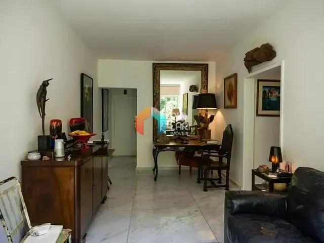 Apartamento com 96m² 2 quartos e 1 banheiro, à venda, no bairro Copacabana em Rio de Janeiro