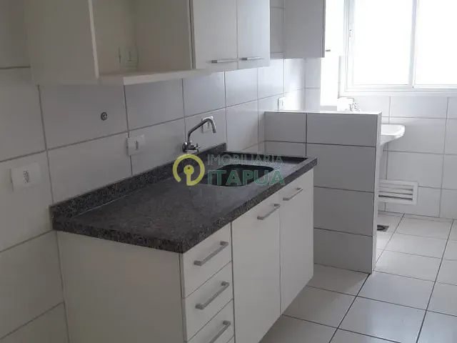 Apartamento 3 quartos e 1 banheiro, à venda, no bairro Champagnat em Londrina