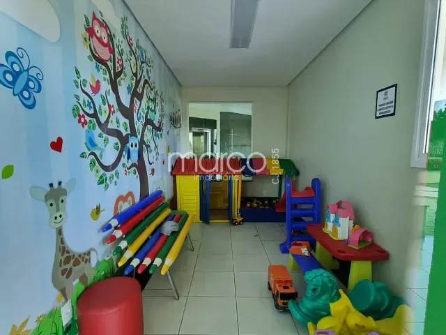 Apartamento 2 quartos e 2 banheiros, para alugar, no bairro Chácaras Alto da Glória em Goiânia