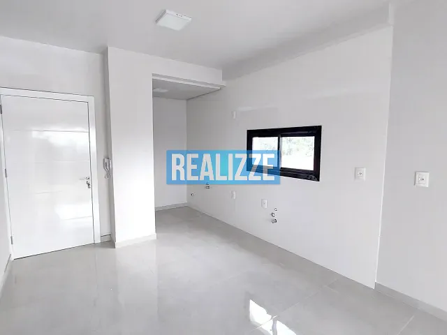 Apartamento 2 quartos e 1 banheiro, para alugar, no bairro Frei Adelar em Marau