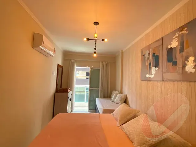 Apartamento 2 quartos e 1 banheiro, à venda ou para alugar, no bairro Caiçara em Praia Grande