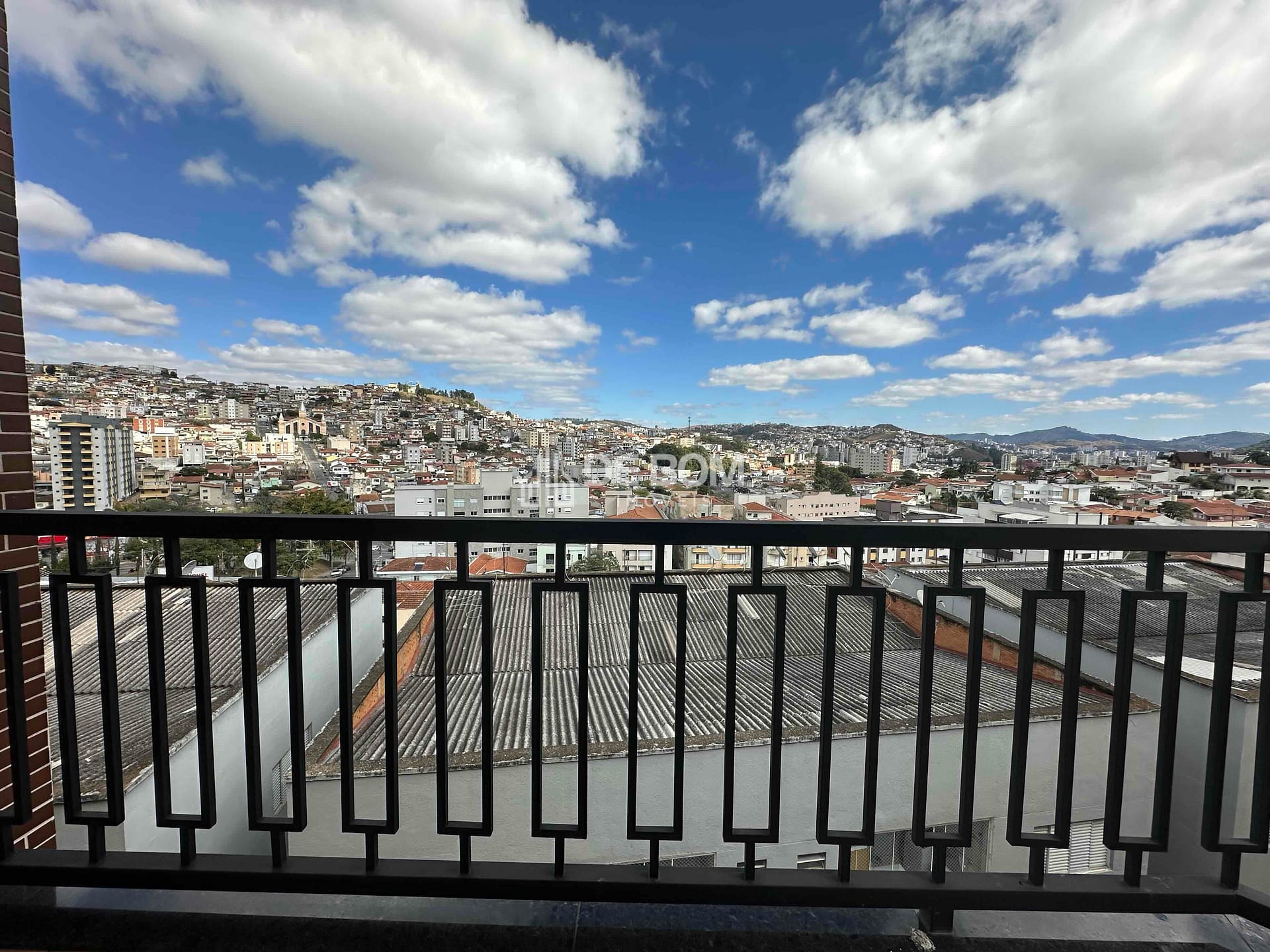 Apartamento para alugar com 3 quartos, 120m² - Foto 13