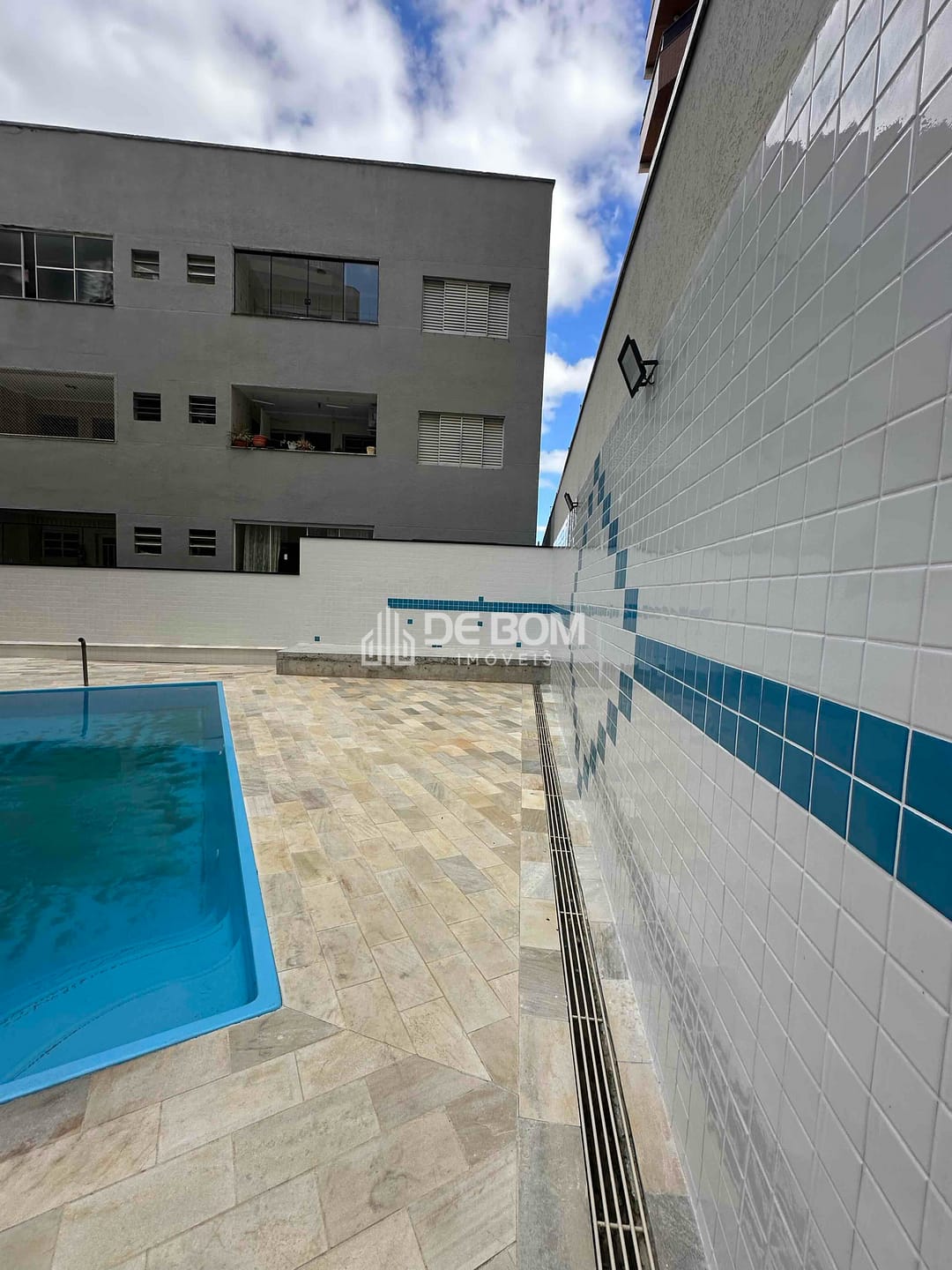 Apartamento para alugar com 3 quartos, 120m² - Foto 23