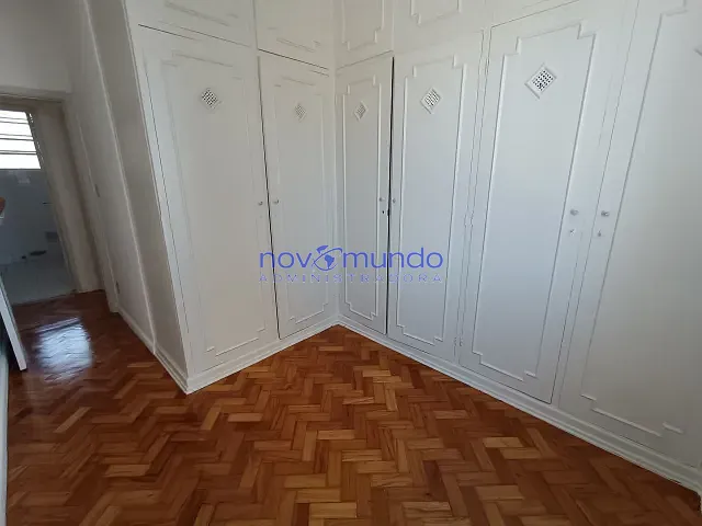 Apartamento com 132m² 3 quartos e 1 banheiro, para alugar, no bairro Ipanema em Rio de Janeiro