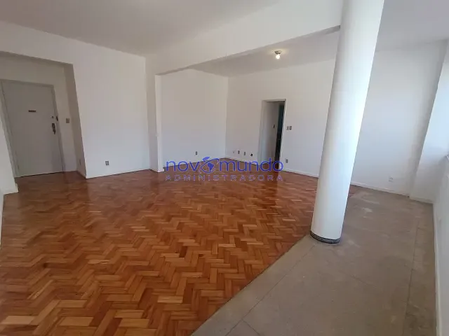 Apartamento com 132m² 3 quartos e 1 banheiro, para alugar, no bairro Ipanema em Rio de Janeiro