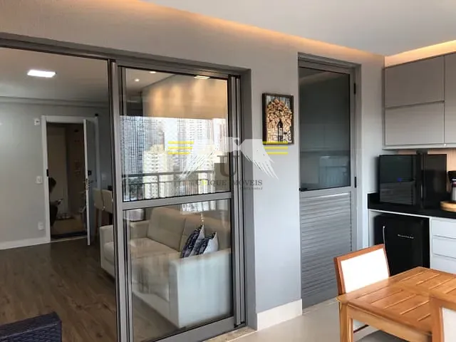 Apartamento 2 quartos e 2 banheiros, à venda, no bairro Vila Gomes Cardim em São Paulo