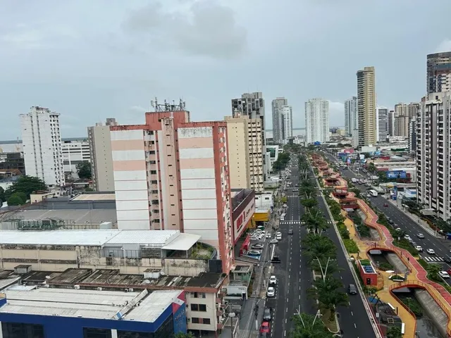 Apartamento com 240m² 3 quartos e 5 banheiros, para alugar, no bairro Umarizal em Belém