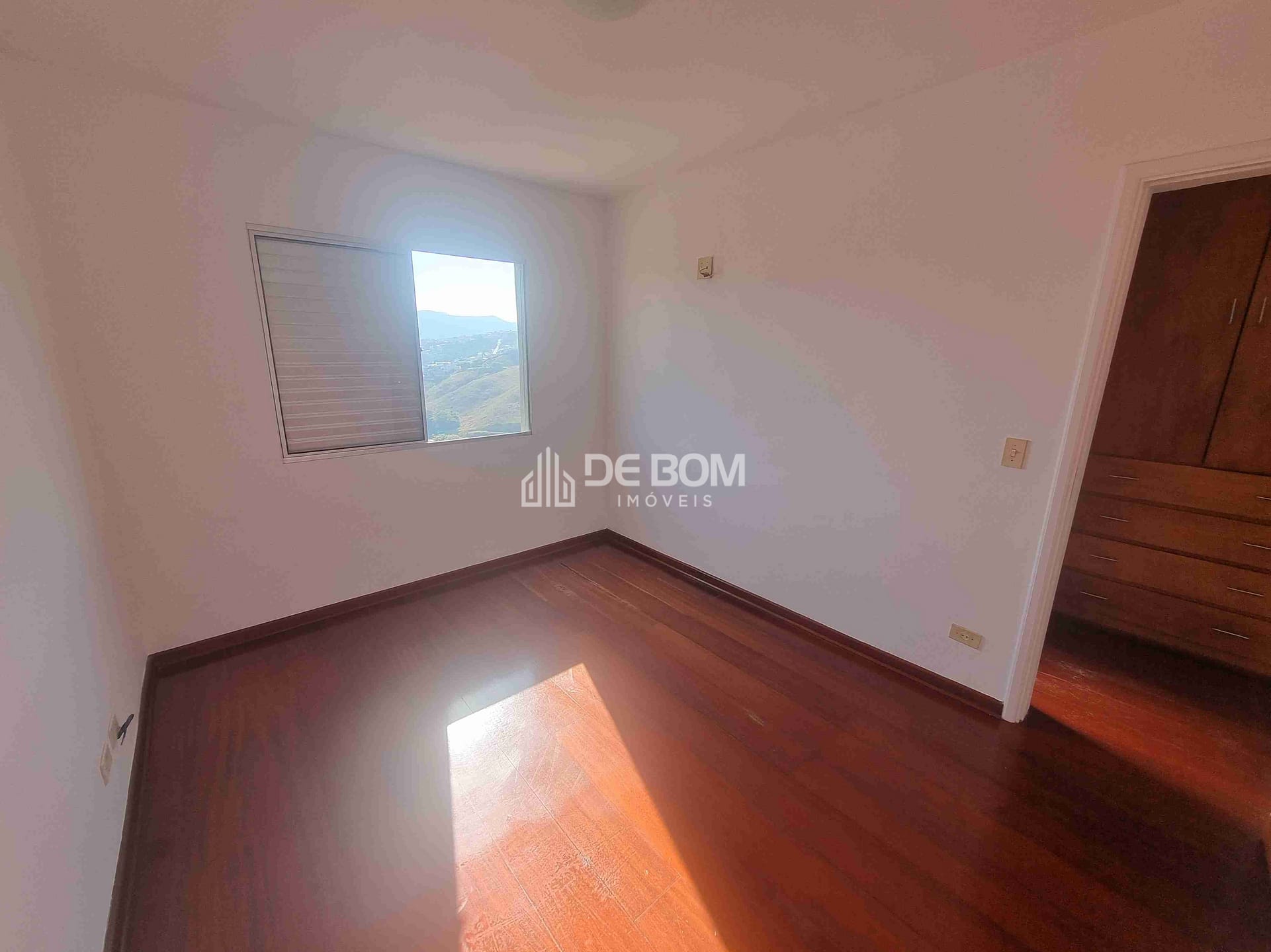 Apartamento à venda com 2 quartos, 71m² - Foto 7