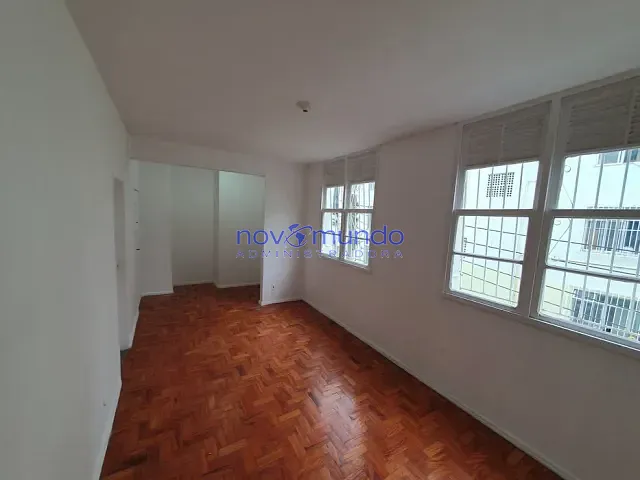 Apartamento com 72m² 3 quartos e 2 banheiros, para alugar, no bairro Maracanã em Rio de Janeiro