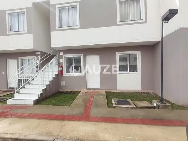 Apartamento com 59m² 2 quartos e 1 banheiro, à venda, no bairro Guaraituba em Colombo