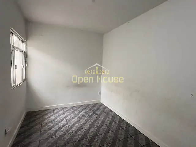Apartamento com 100m² 2 quartos e 1 banheiro, para alugar, no bairro Colônia Santo Antônio em Barra Mansa