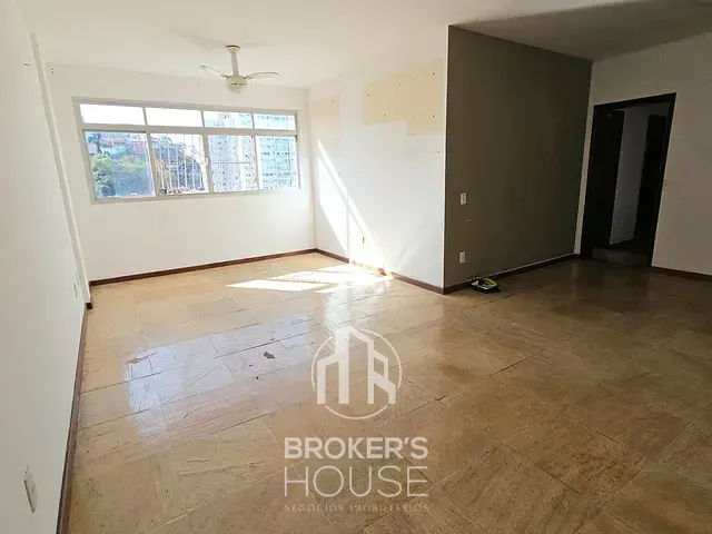 Apartamento com 220m² 4 quartos e 3 banheiros, à venda, no bairro Bento Ferreira em Vitória