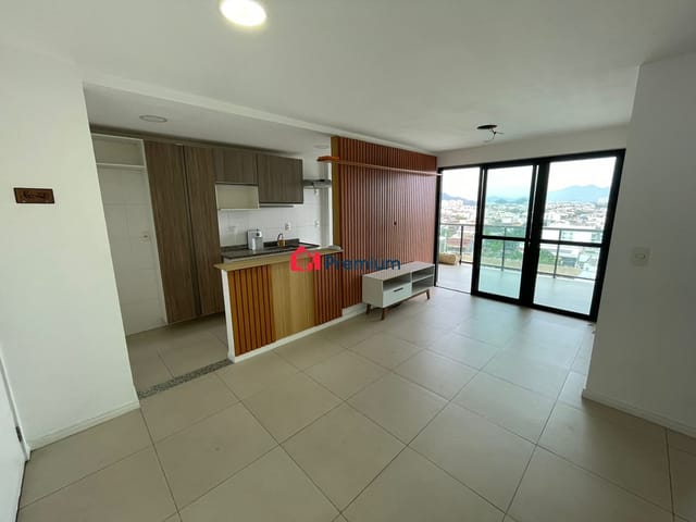 Apartamento 2 quartos e 2 banheiros, à venda, no bairro Recreio dos Bandeirantes em Rio de Janeiro