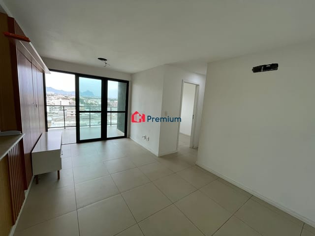 Apartamento 2 quartos e 2 banheiros, à venda, no bairro Recreio dos Bandeirantes em Rio de Janeiro