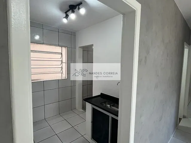 Apartamento 2 quartos e 1 banheiro, à venda, no bairro Parque Jamaica em Londrina