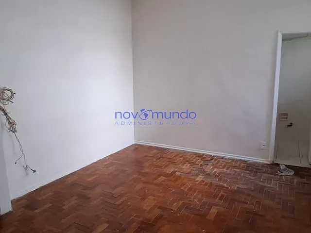 Apartamento com 32m² 1 quarto e 1 banheiro, para alugar, no bairro Centro em Rio de Janeiro