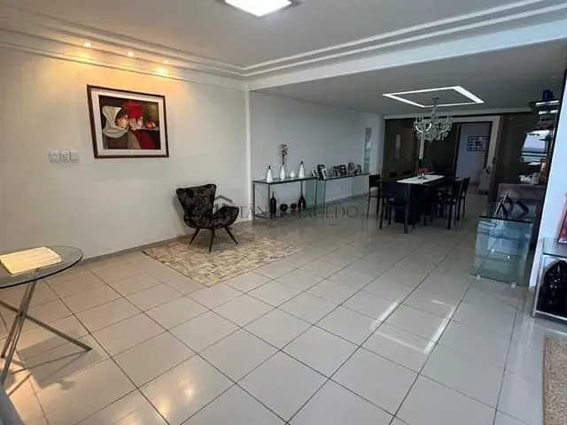 Apartamento com 304m², à venda, no bairro Boa Viagem em Recife