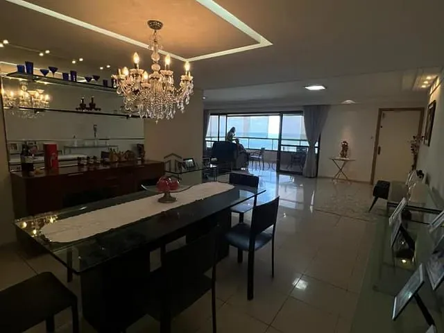 Apartamento com 304m², à venda, no bairro Boa Viagem em Recife