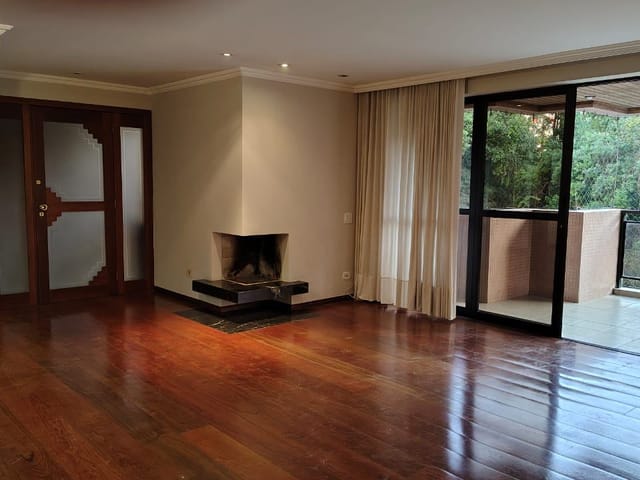 Foto do Apartamento - Cabral, Ed. Morumbi, 4 Quartos, 3 Suítes, 3 Vagas , Apto de Fundos com Bosque, à venda, , Curitiba, PR | Imobiliária GreenVille
