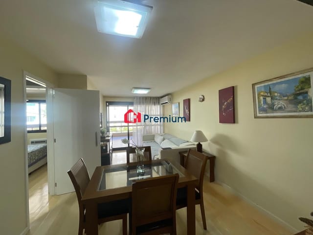 Apartamento 3 quartos e 2 banheiros, à venda, no bairro Recreio dos Bandeirantes em Rio de Janeiro