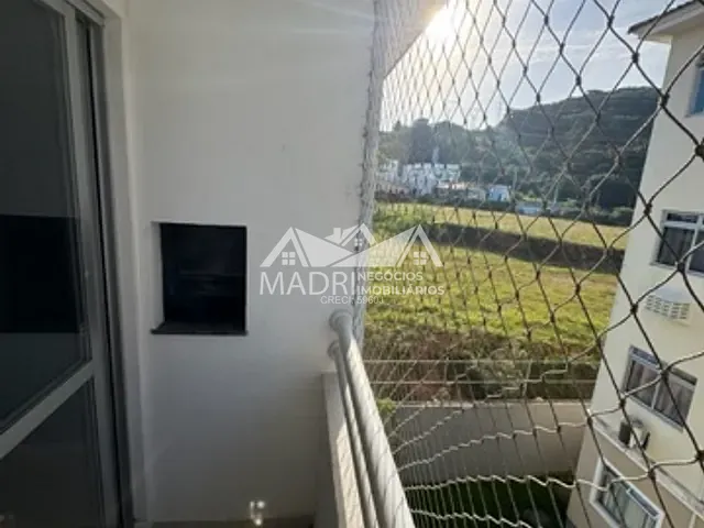 Apartamento com 72m² 2 quartos e 1 banheiro, à venda, no bairro Madri em Palhoça