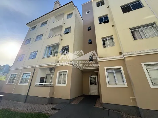 Apartamento com 72m² 2 quartos e 1 banheiro, à venda, no bairro Madri em Palhoça