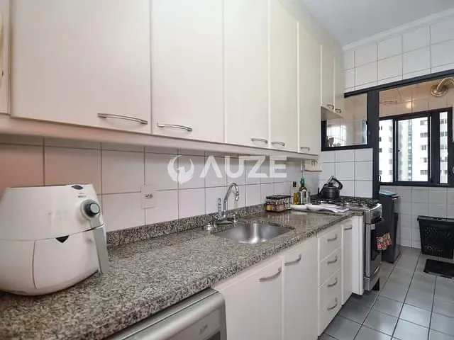 Apartamento com 95m² 3 quartos e 2 banheiros, à venda, no bairro Água Verde em Curitiba