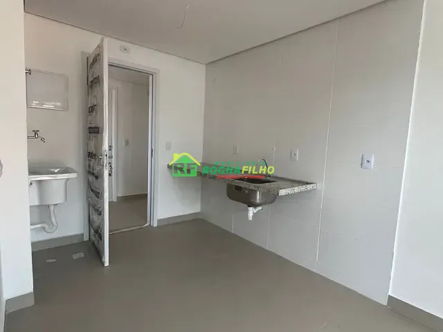 Apartamento 2 quartos e 1 banheiro, para alugar, no bairro Morada do Sol em Teresina