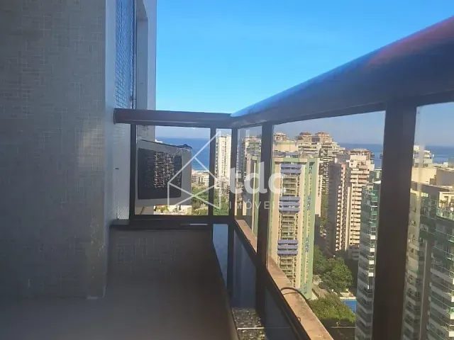 Apartamento 2 quartos e 2 banheiros, à venda, no bairro Barra da Tijuca em Rio de Janeiro