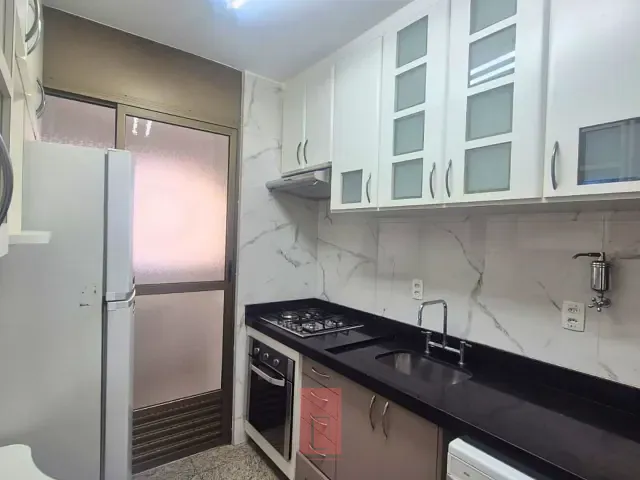 Apartamento 2 quartos e 3 banheiros, para alugar, no bairro Santa Teresinha em São Paulo