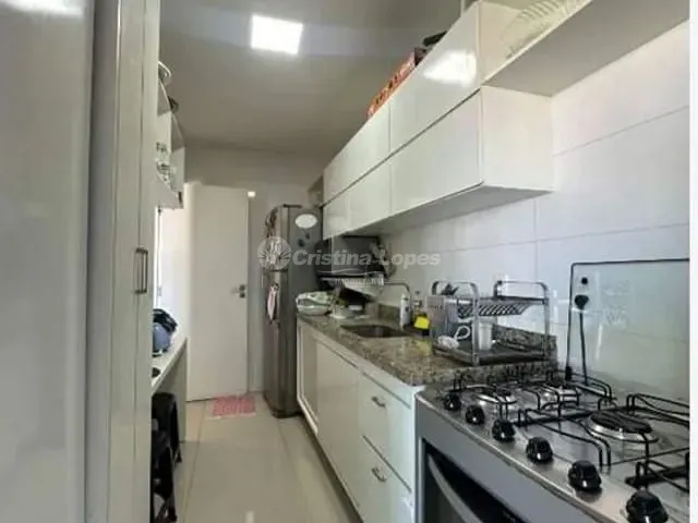 Apartamento 2 quartos e 2 banheiros, à venda, no bairro Fátima em Teresina