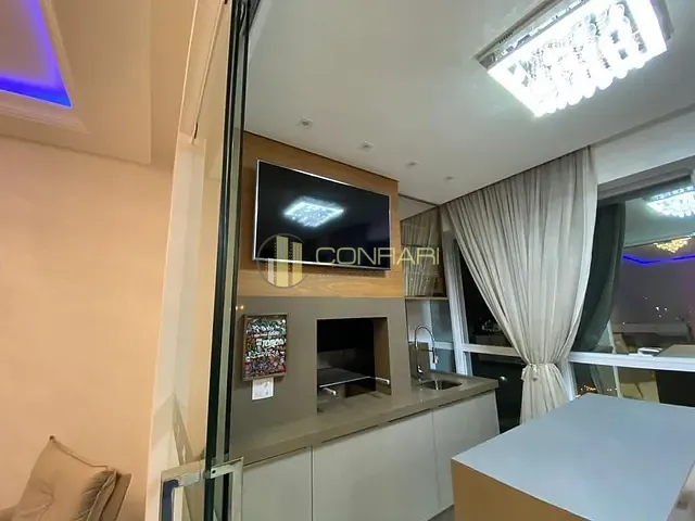 Apartamento com 180m² 3 quartos e 4 banheiros, à venda, no bairro Centro em Itapema