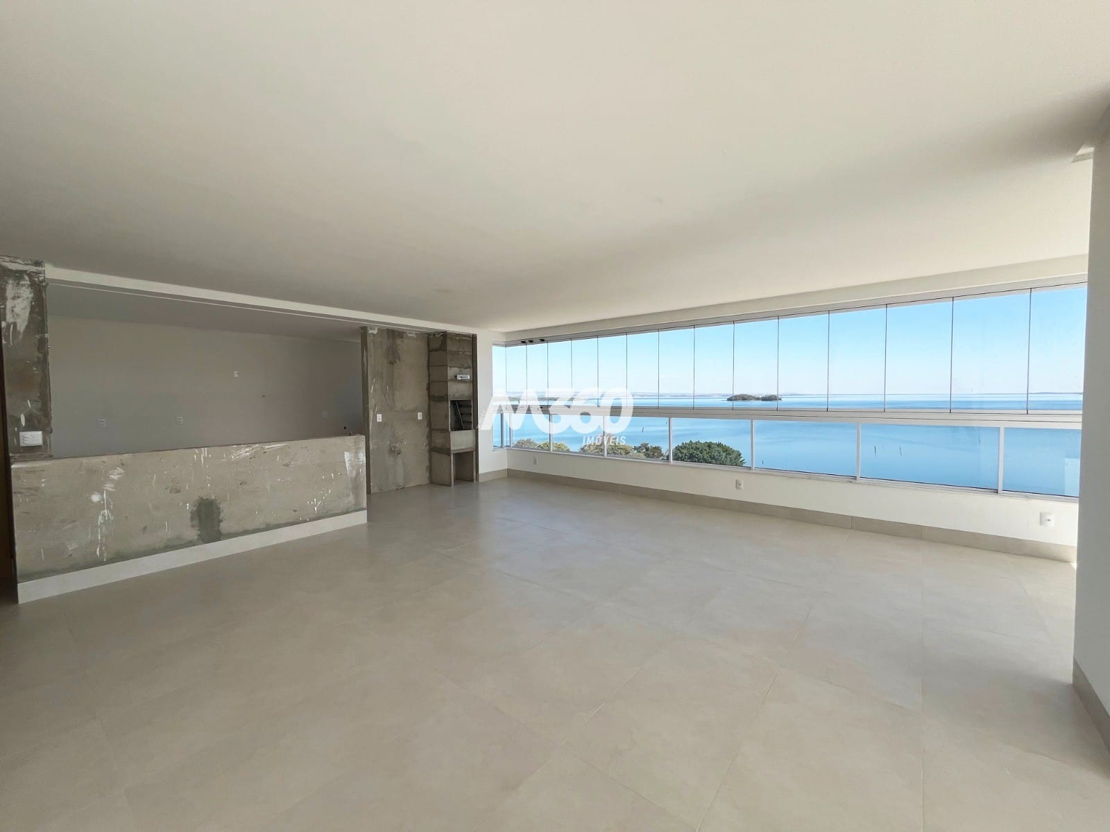 Apartamento à venda com 3 quartos, 153m² - Foto 7