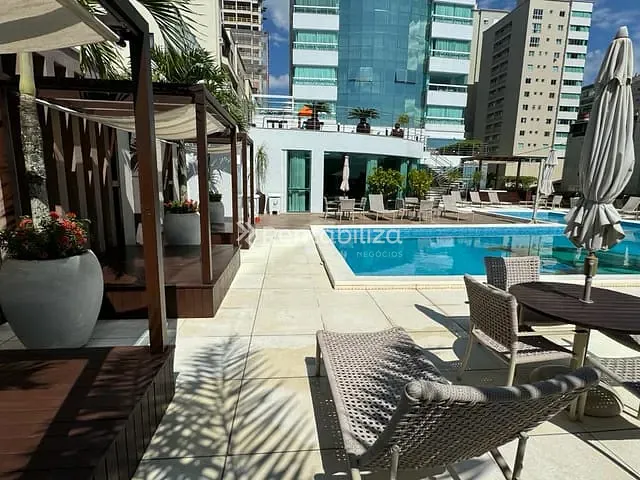 Apartamento 4 quartos e 5 banheiros, à venda, no bairro Meia Praia em Itapema