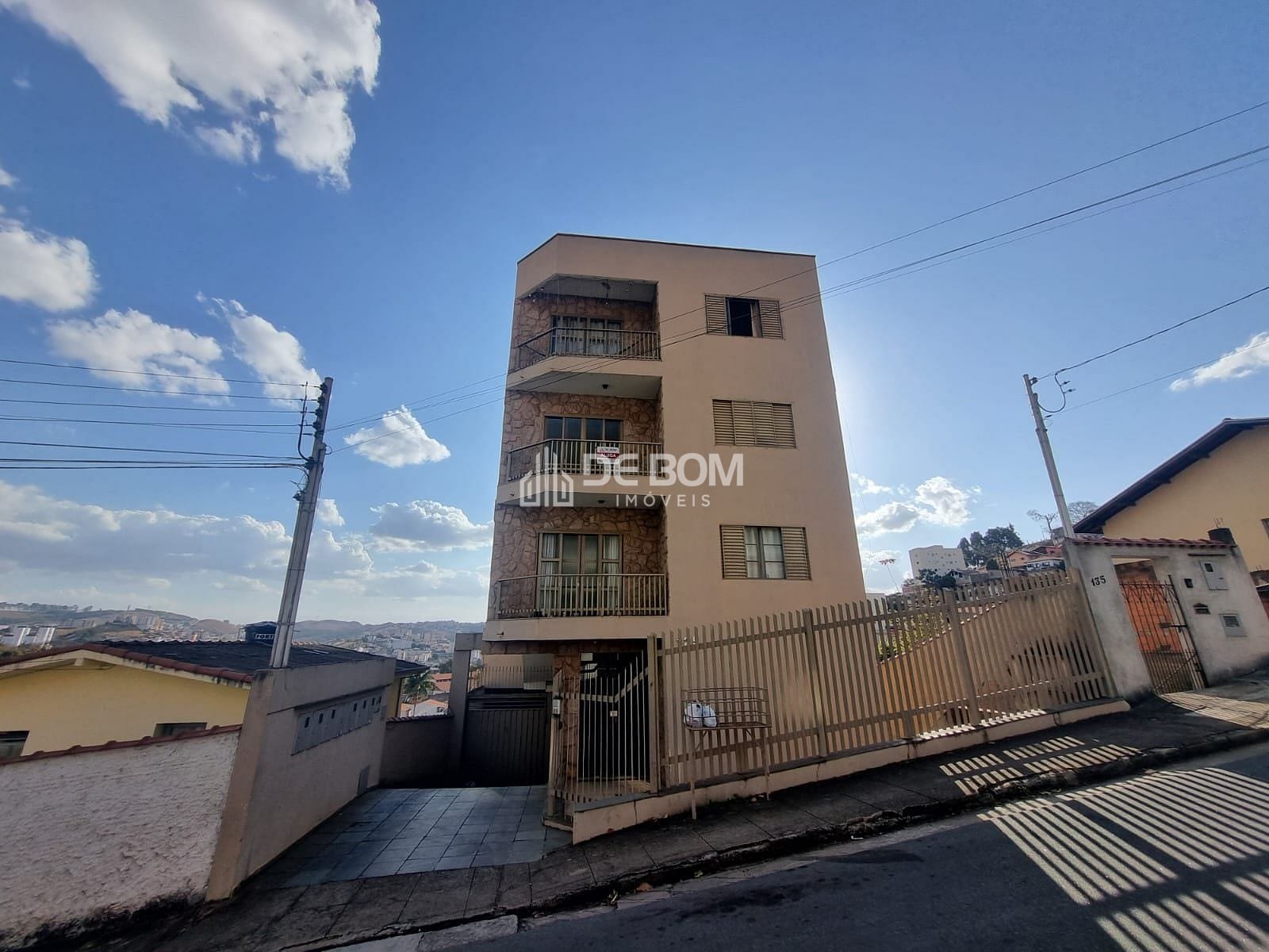 Apartamento para alugar com 2 quartos, 84m² - Foto 1