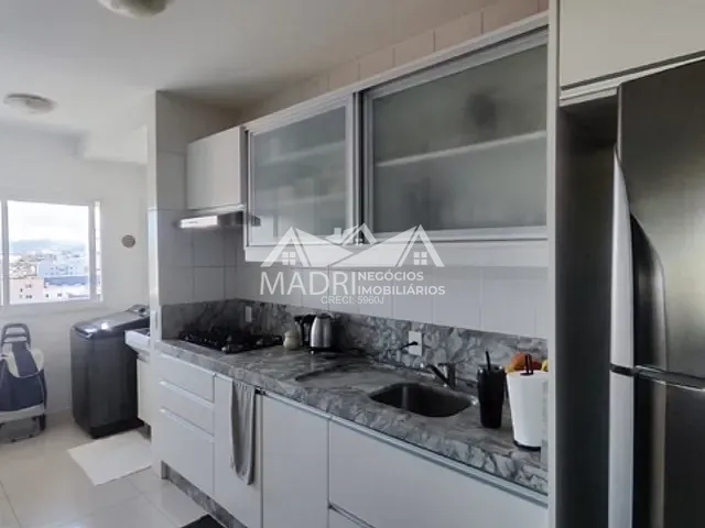 Apartamento 3 quartos e 2 banheiros, à venda, no bairro Ponte do Imaruim em Palhoça