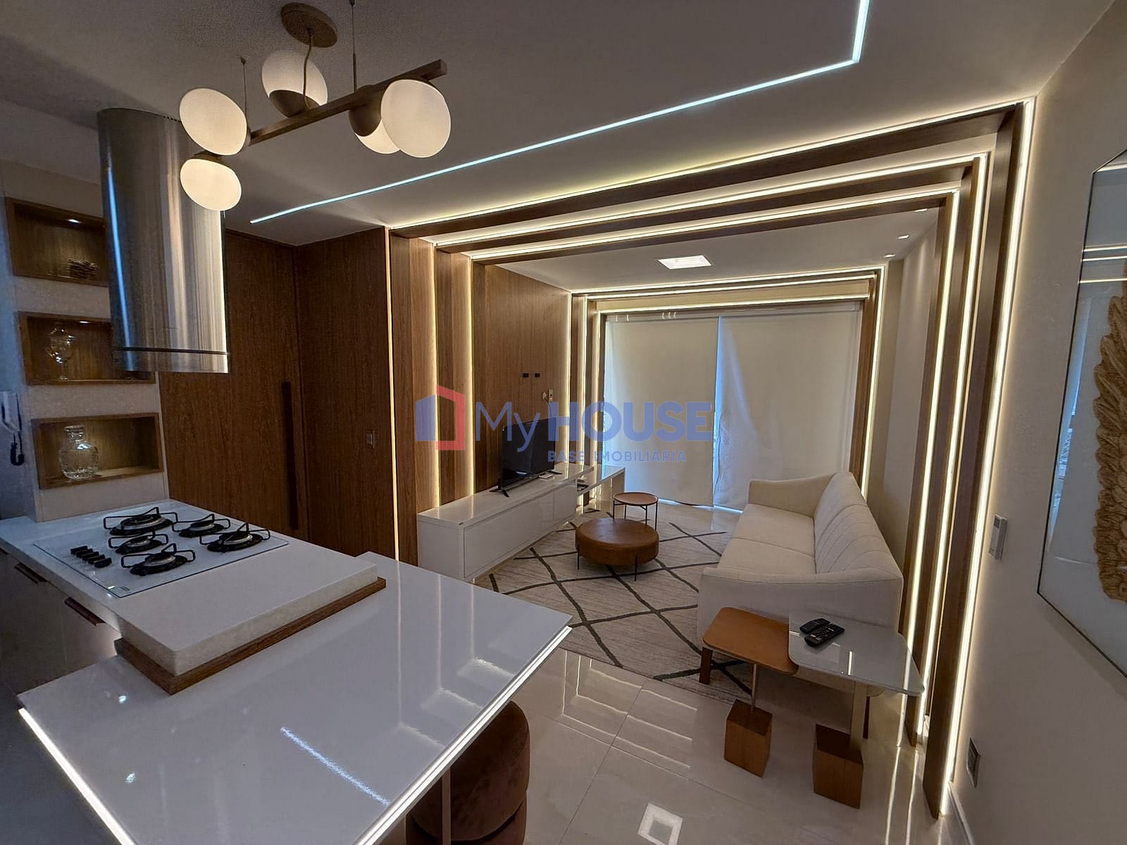 Apartamento, 2 quartos, 70 m² - Foto 2