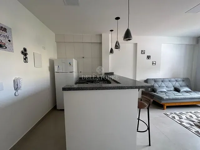 Apartamento 1 quarto e 1 banheiro, à venda ou para alugar, no bairro Alto em Teresópolis