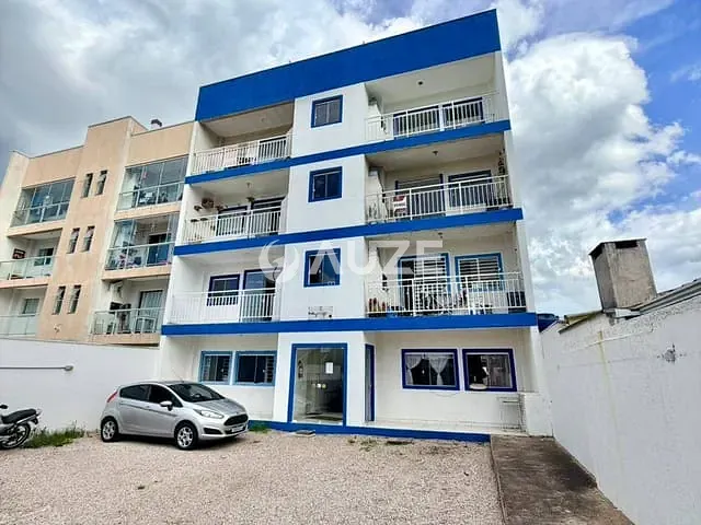 Apartamento 2 quartos e 1 banheiro, à venda, no bairro Costeira em São José dos Pinhais