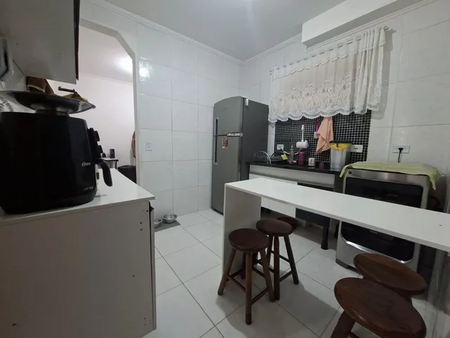 Apartamento 2 quartos e 1 banheiro, à venda, no bairro Vila Scarpelli em Santo André