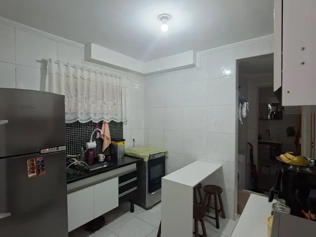 Apartamento 2 quartos e 1 banheiro, à venda, no bairro Vila Scarpelli em Santo André