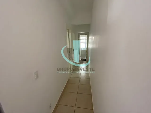 Apartamento com 61m² 2 quartos e 1 banheiro, à venda, no bairro JARDIM DOS MANACÁS em ARARAQUARA